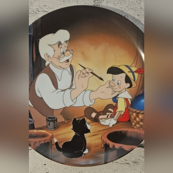 Disney Pinocchio “Geppetto Creates Pinocchio” Knowles Plate 1989 Limited Ed. - Picture 3 of 6